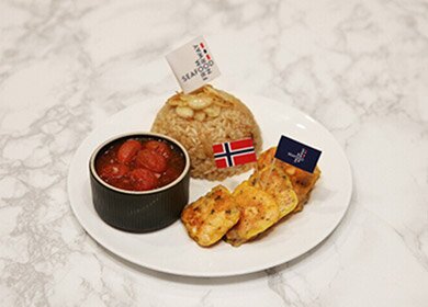 노르웨이 연어전&마늘볶음밥&토마토절임